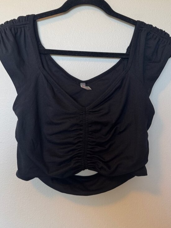 Tops - Movement Black Crop Top